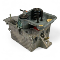 Magirus Deutz Zylinderkopf 02415729, Motor 413V, NSN 2815-12-166-6904